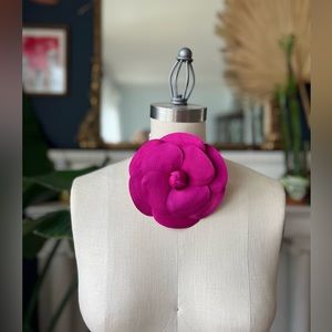 MarinaAsta silk flower pin, pink flower